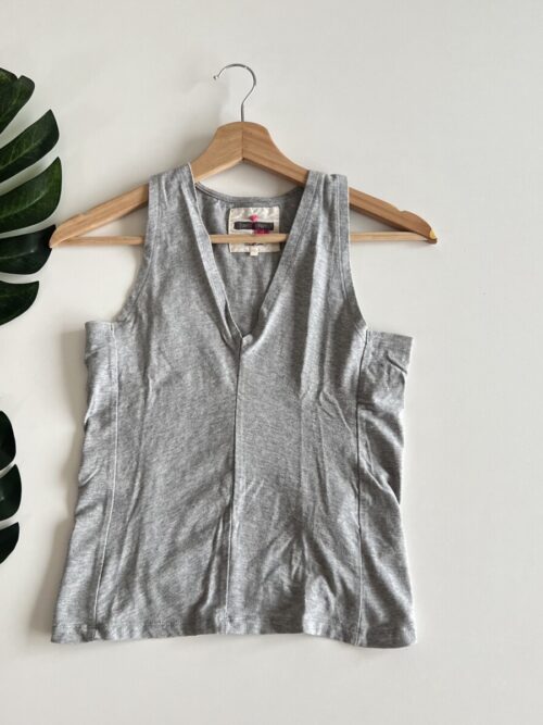 Musculosa Daniel Cassin gris
