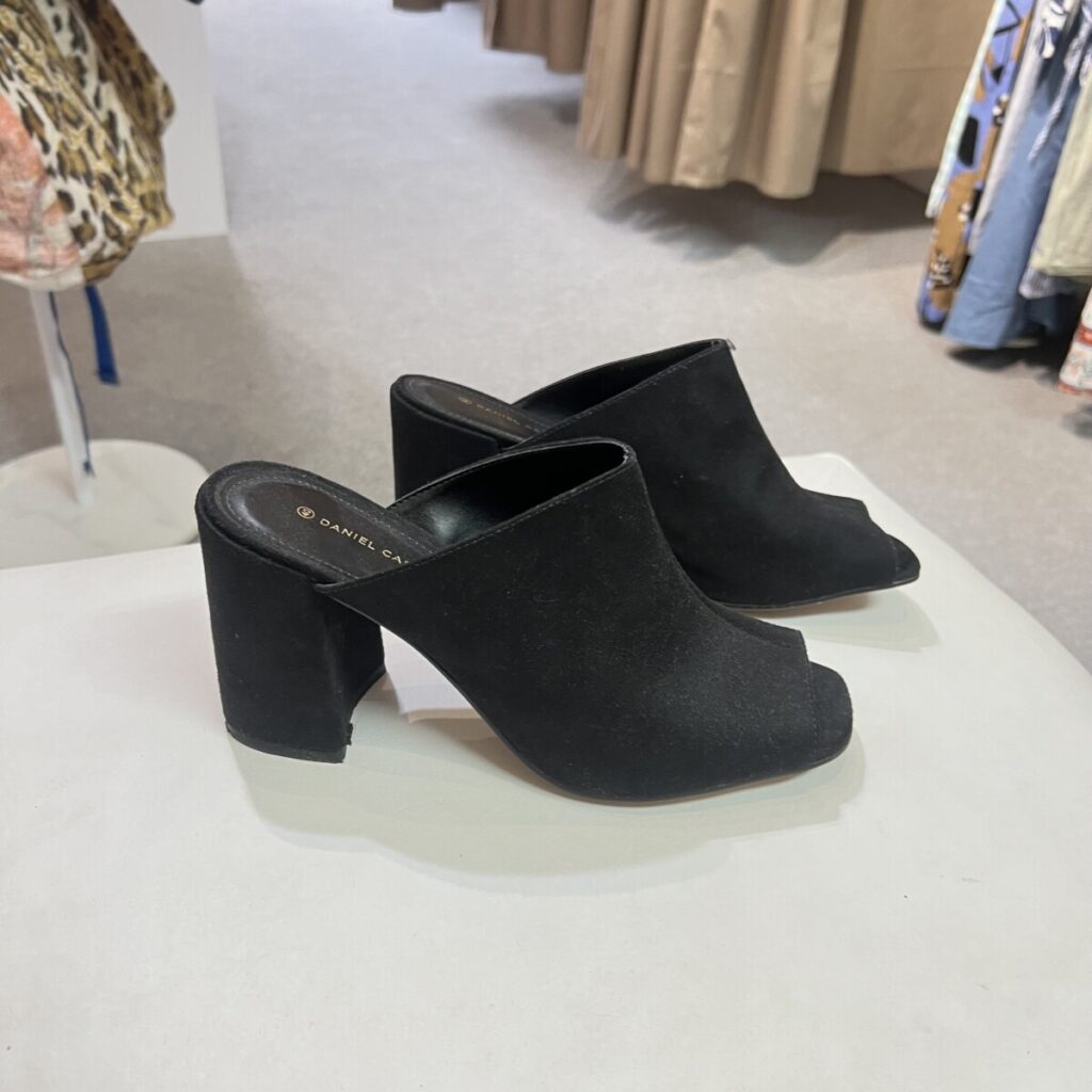 Sandalias taco Daniel Cassin