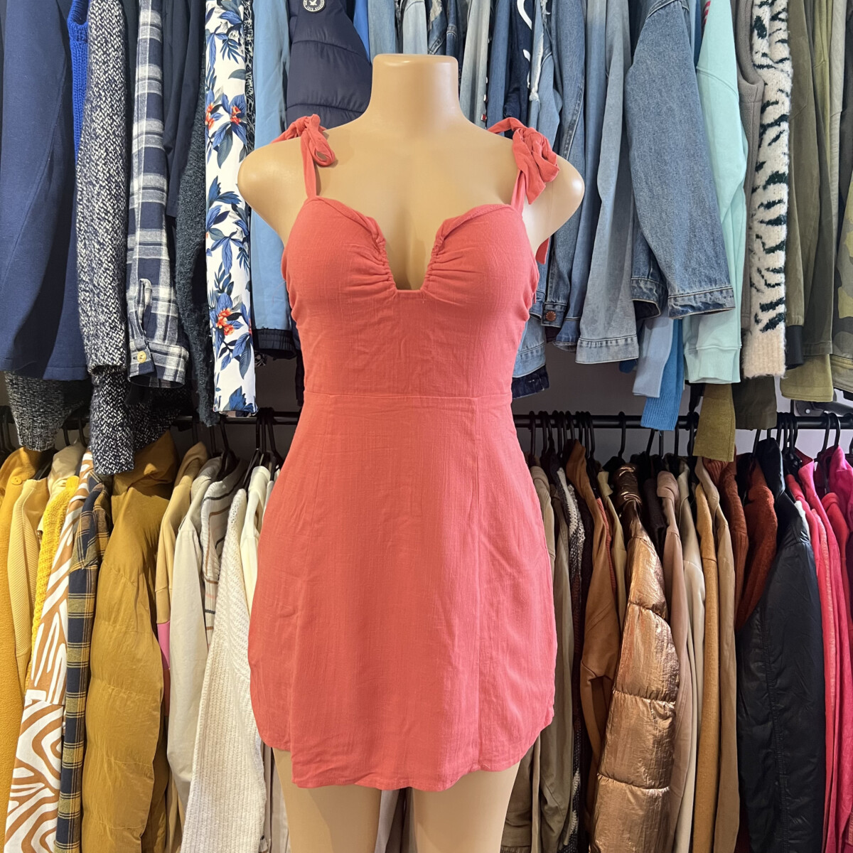 Vestido Forever 21 rojo pastel  ARCaiDa