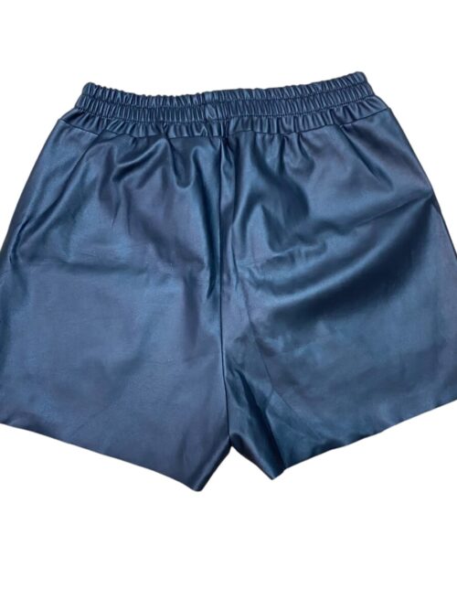 Short engomado negro