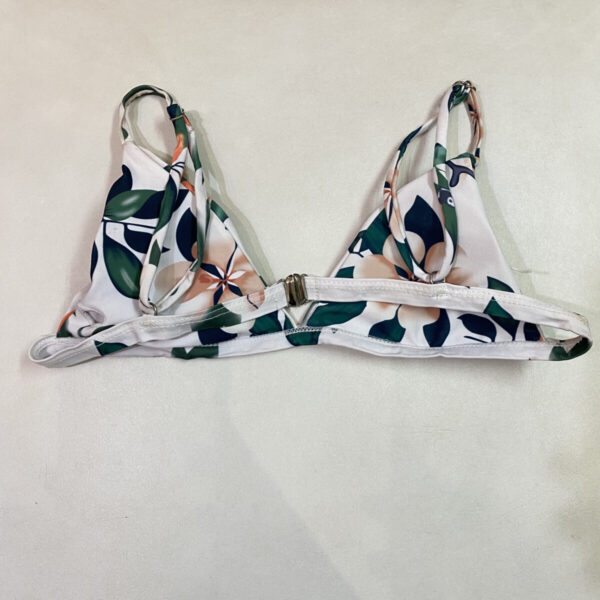 Conjunto bikini Zaful blanco con flores - Image 3