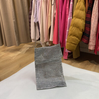Porta celular strass plateado