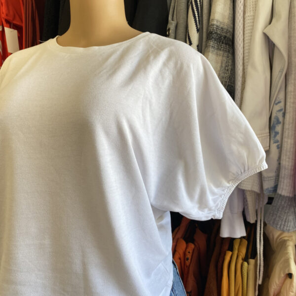 Remera Indian blanca manga princesa - Image 2