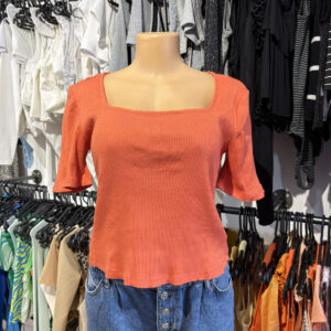 Blusa Indian naranja escote cuadrado