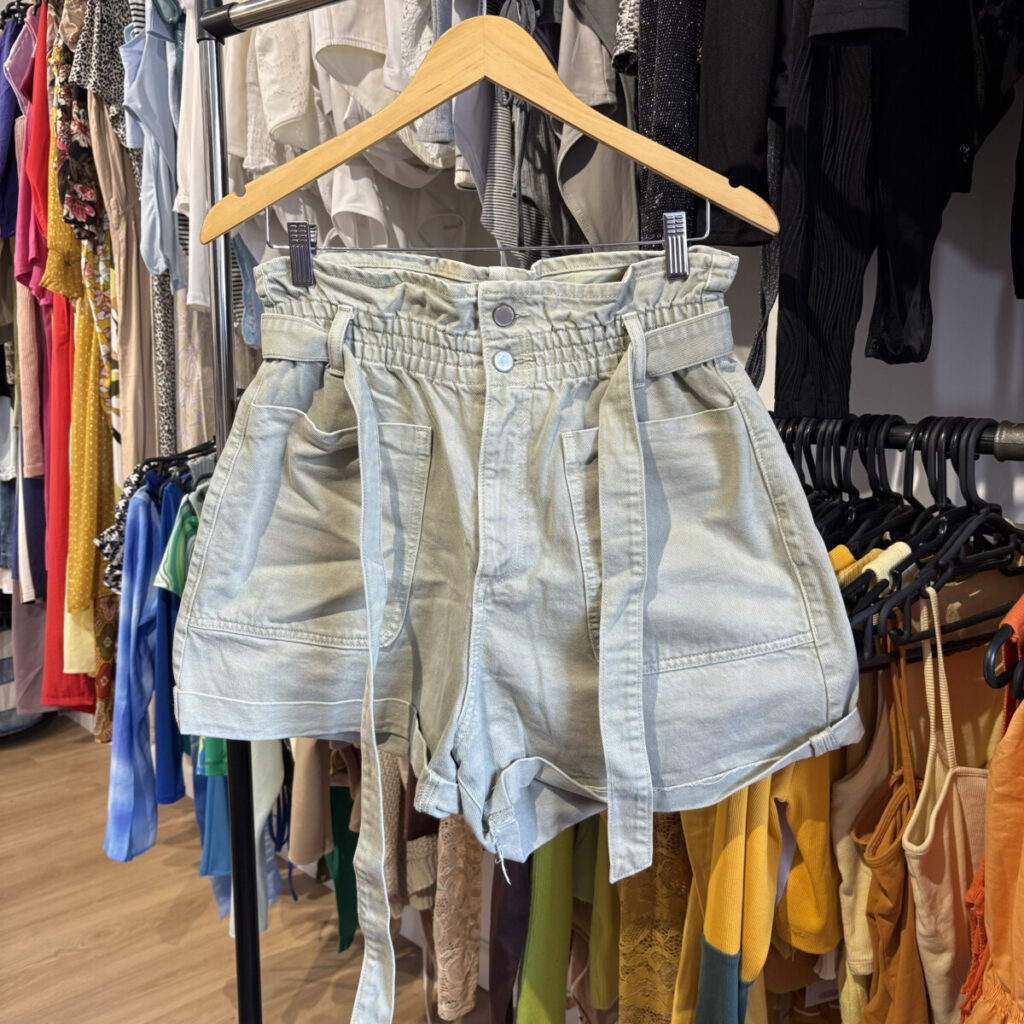 Short Zara baggy verde