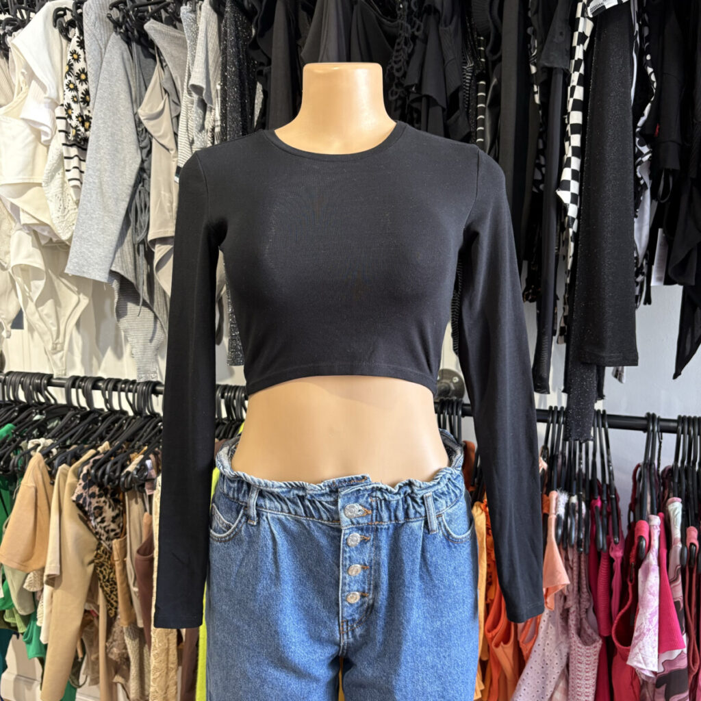 Remera crop top Zara