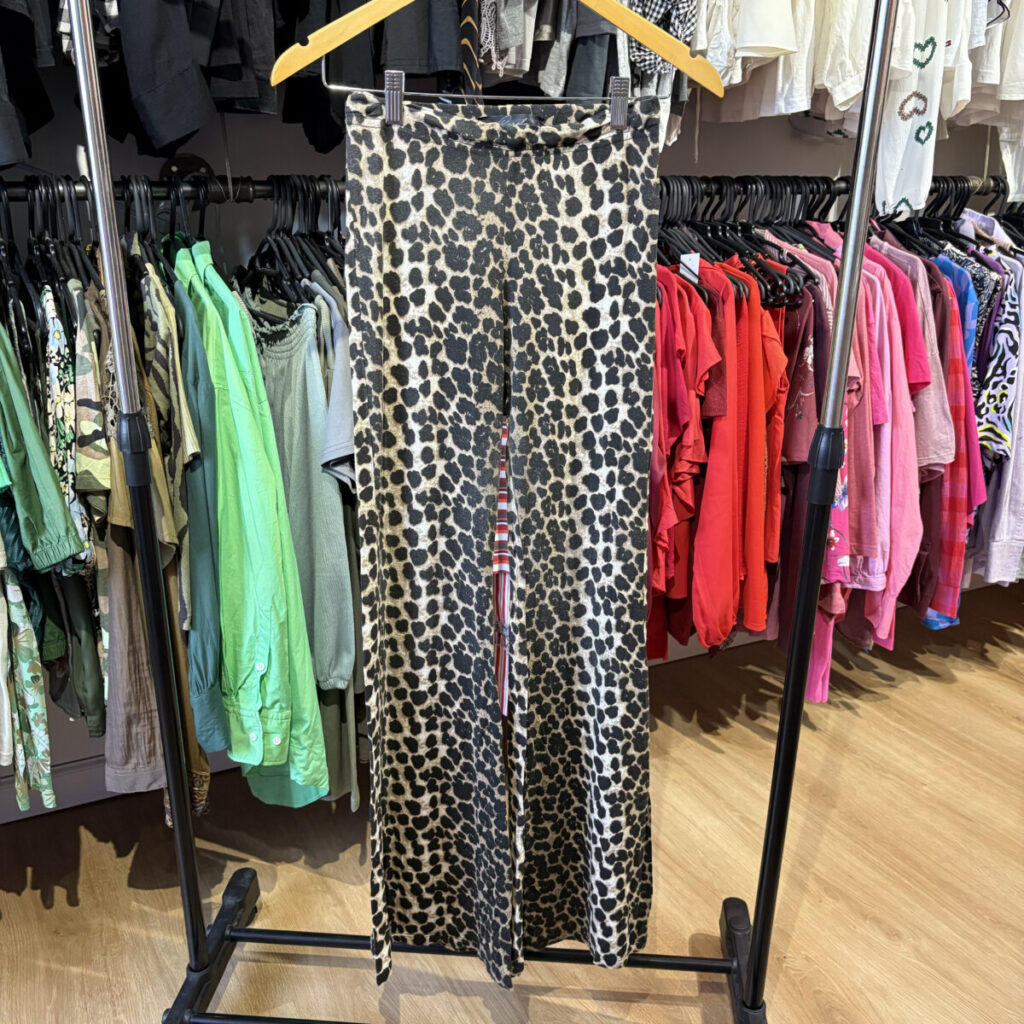 Pantalón Carola animal print