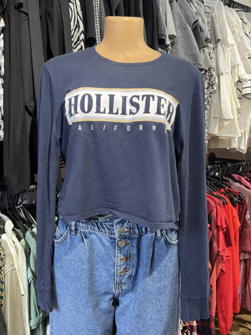 Remera Hollister azul con blanco y beige